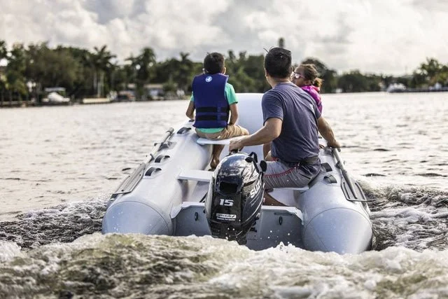 Suzuki 15 HP Outboard Motor DF15AS5 - Image 2