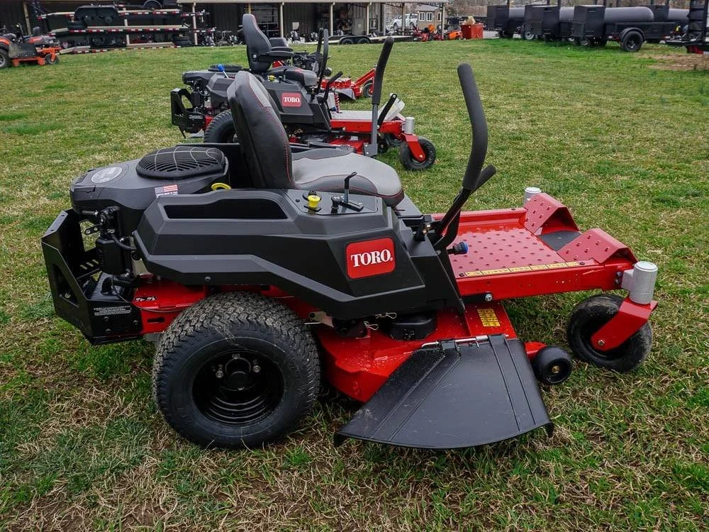 Toro 75746 42″ TimeCutter Zero Turn Mower 22HP Kohlers. - Image 5